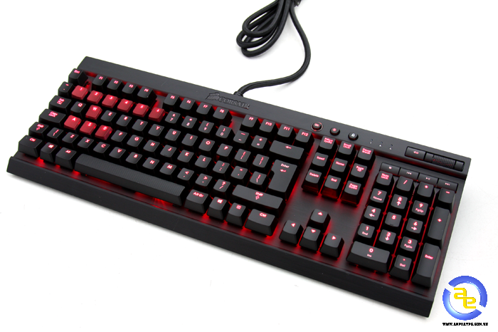 Bàn phím cơ Corsair K70 Blue switch